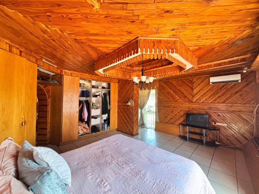 4 Bedroom Property for Sale in Parys Free State